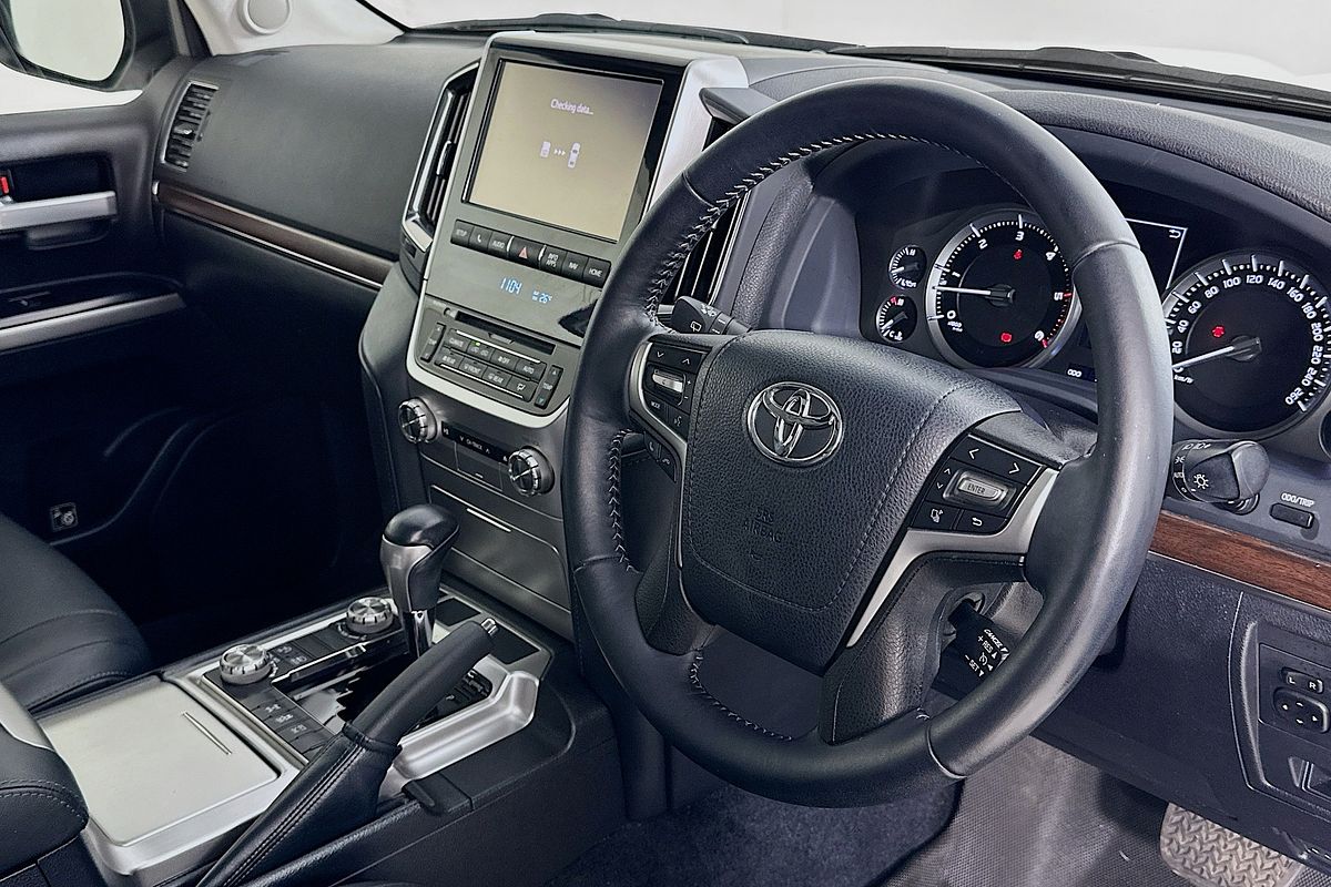 2018 Toyota LANDCRUISER VX (4x4) VDJ200R MY16