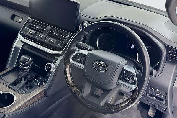 2023 Toyota LANDCRUISER VX FJA300R