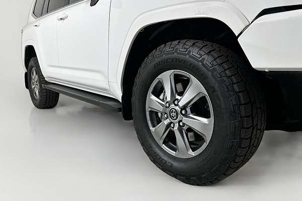 2023 Toyota LANDCRUISER VX FJA300R