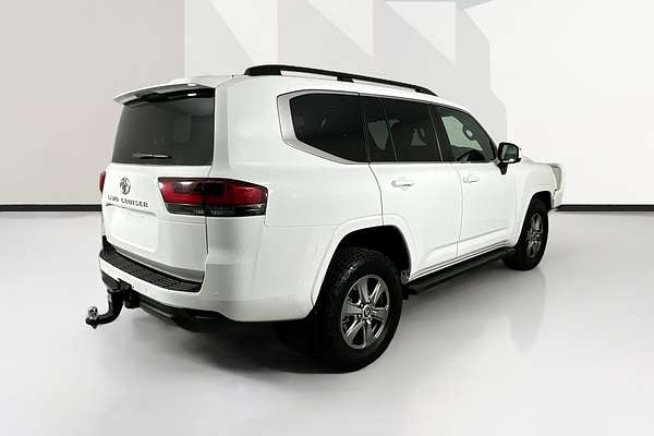 2023 Toyota LANDCRUISER VX FJA300R