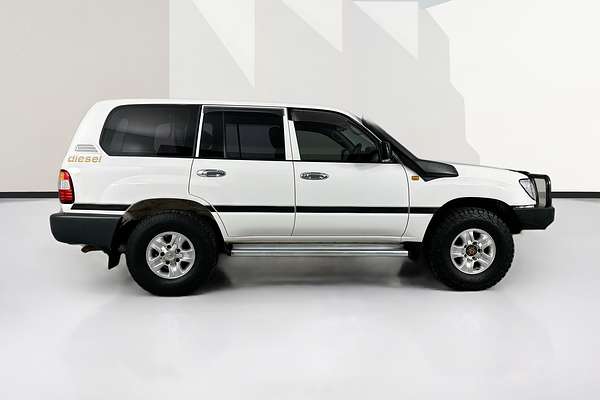 2006 Toyota LANDCRUISER (4x4) HZJ105R UPGRADE
