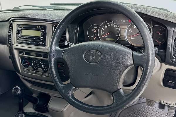 2006 Toyota LANDCRUISER (4x4) HZJ105R UPGRADE