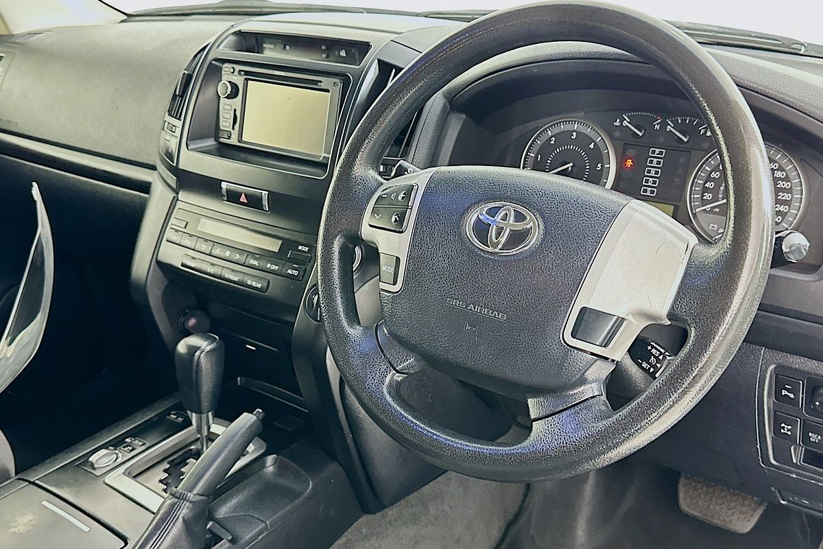 2015 Toyota Landcruiser GXL VDJ200R