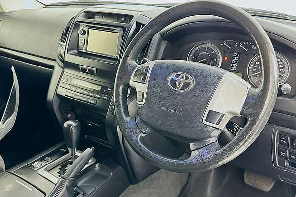 2015 Toyota Landcruiser GXL VDJ200R