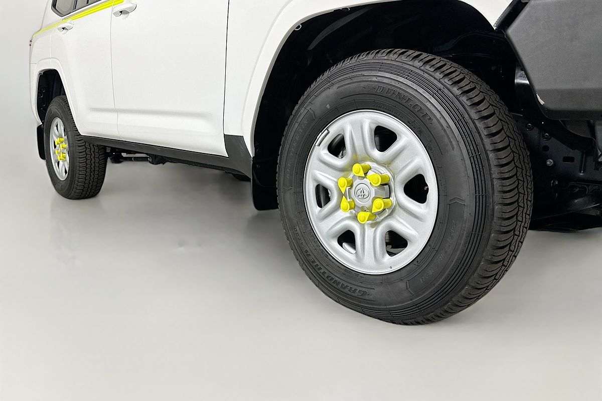 2023 Toyota Landcruiser GX FJA300R