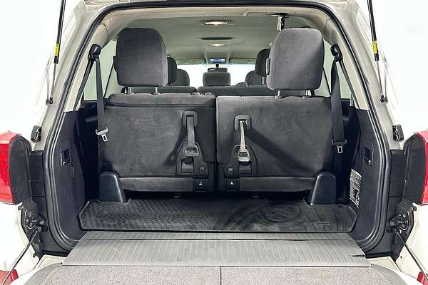 2015 Toyota Landcruiser GXL VDJ200R