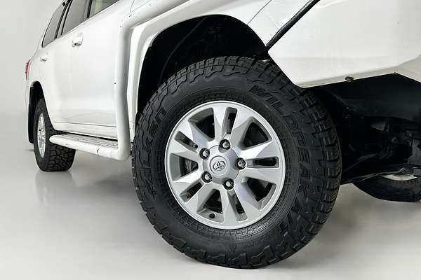 2015 Toyota Landcruiser GXL VDJ200R