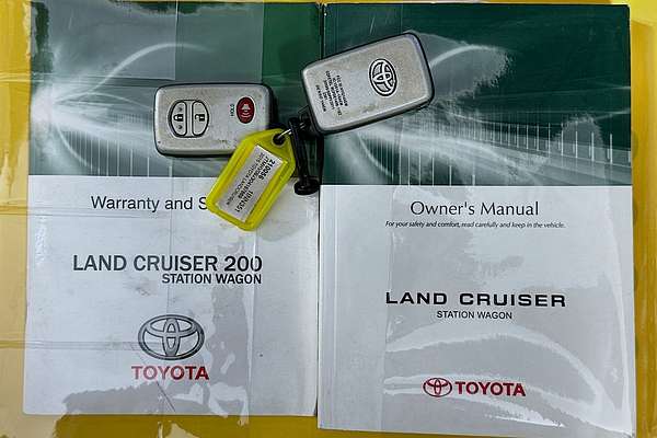 2015 Toyota Landcruiser GXL VDJ200R