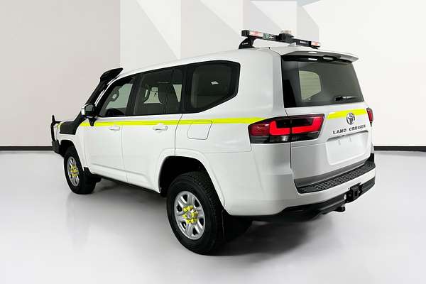 2023 Toyota Landcruiser GX FJA300R