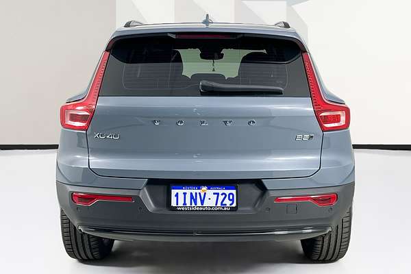 2023 Volvo XC40 ULTIMATE B5 DARK MHEV 536 MY23B