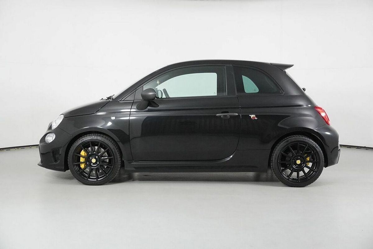 2023 Abarth 695 Competizione MY23