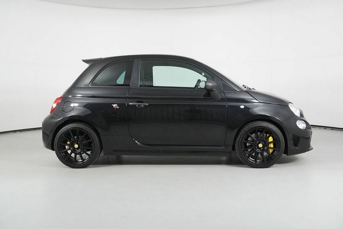 2023 Abarth 695 Competizione MY23