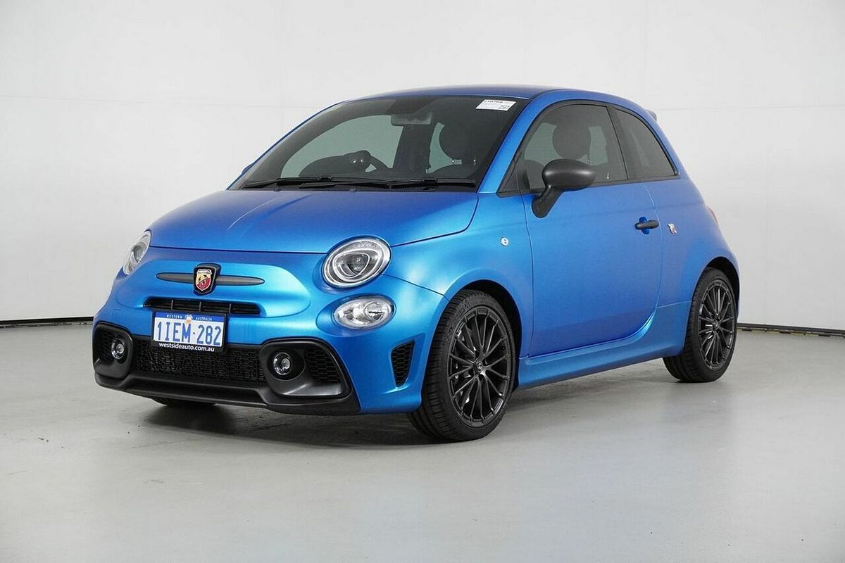 2023 Abarth 695 Competizione Series 10