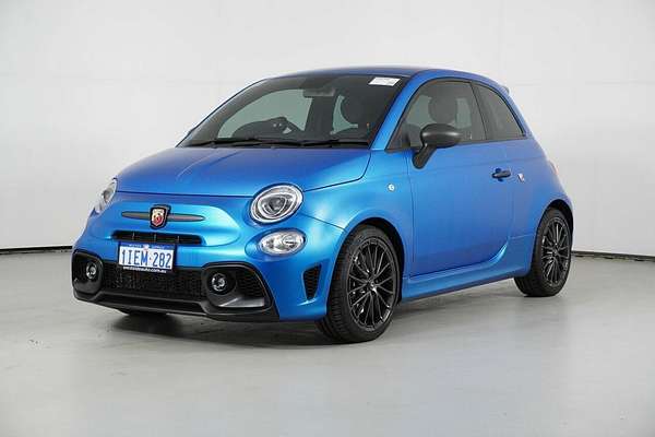2023 Abarth 695 Competizione Series 10