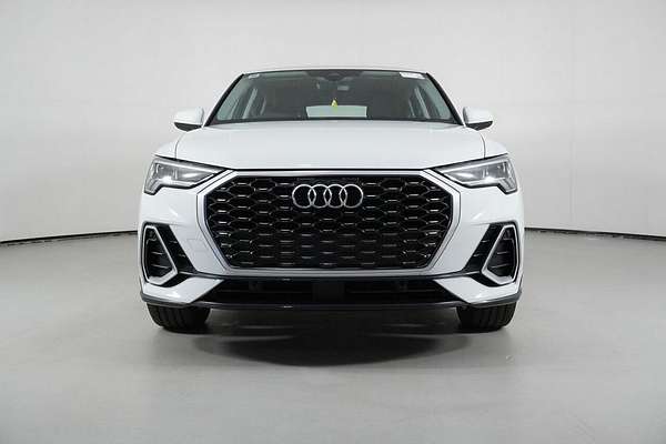 2022 Audi Q3 35 TFSI F3 MY22
