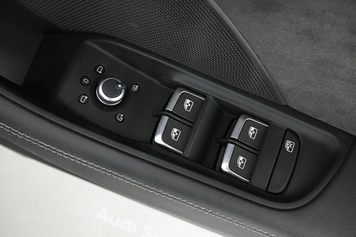 2020 Audi RS 3 2.5 TFSI Quattro Carbon Editn 8V MY20