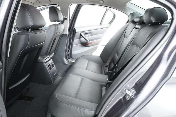 2007 BMW 320i E90