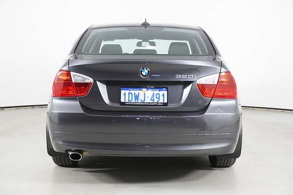 2007 BMW 320i E90