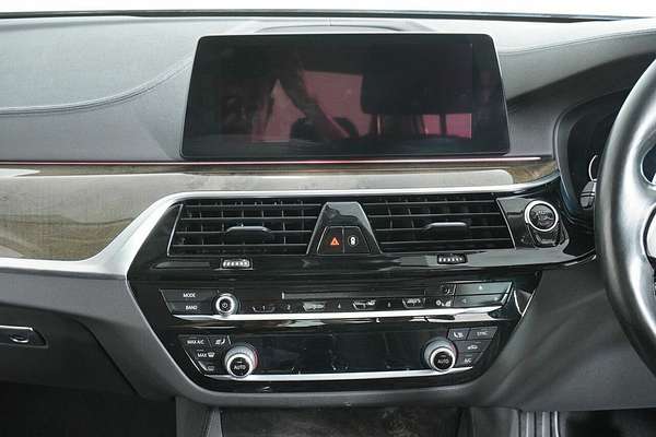2019 BMW 530i Luxury Line G30 MY18