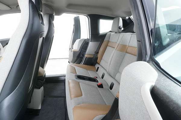 2016 BMW i3 IO1
