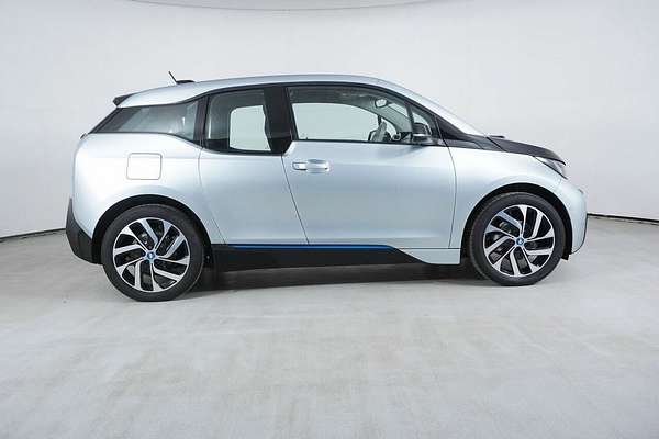 2016 BMW i3 IO1