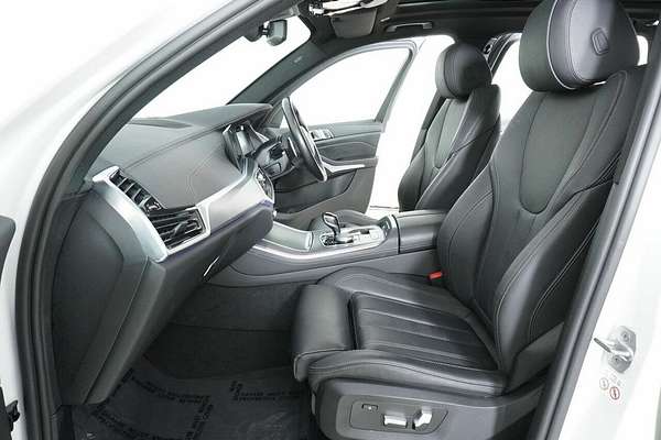 2022 BMW X5 xDrive30d M Sport G05