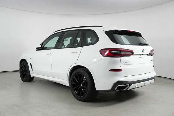 2022 BMW X5 xDrive30d M Sport G05