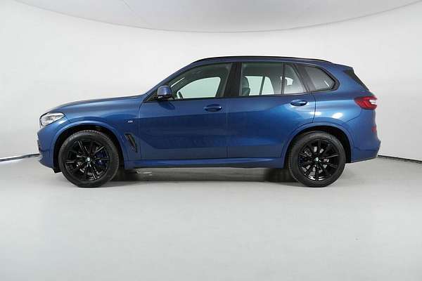 2022 BMW X5 xDrive30d M Sport G05