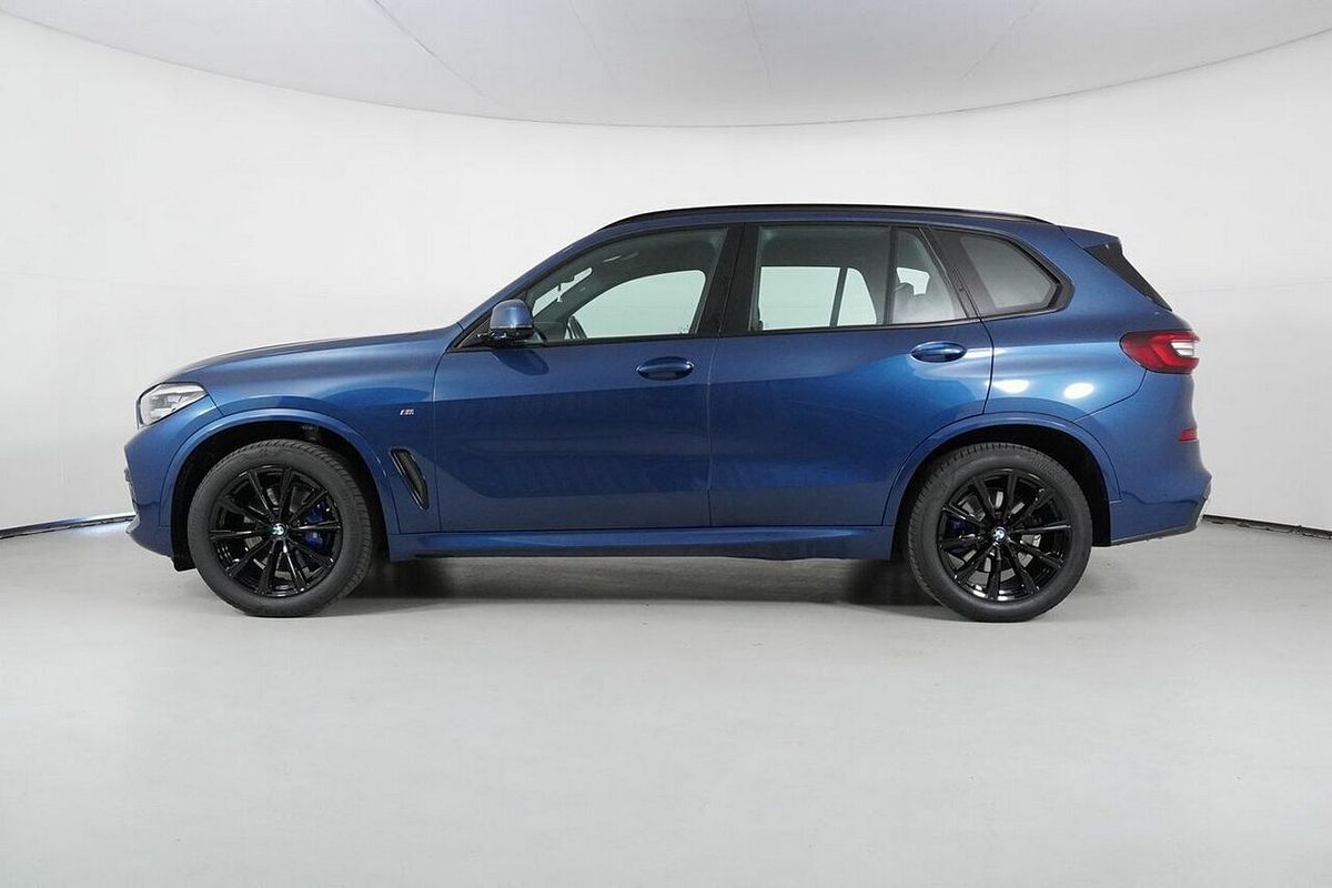 2022 BMW X5 xDrive30d M Sport G05