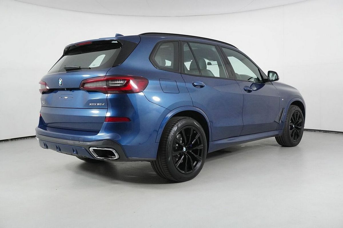 2022 BMW X5 xDrive30d M Sport G05