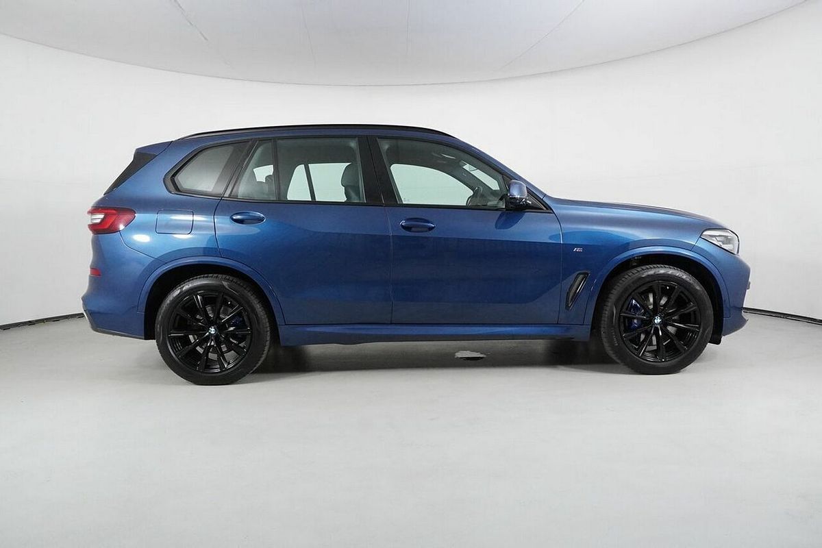 2022 BMW X5 xDrive30d M Sport G05