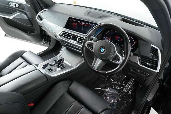 2022 BMW X5 xDrive30d M Sport G05