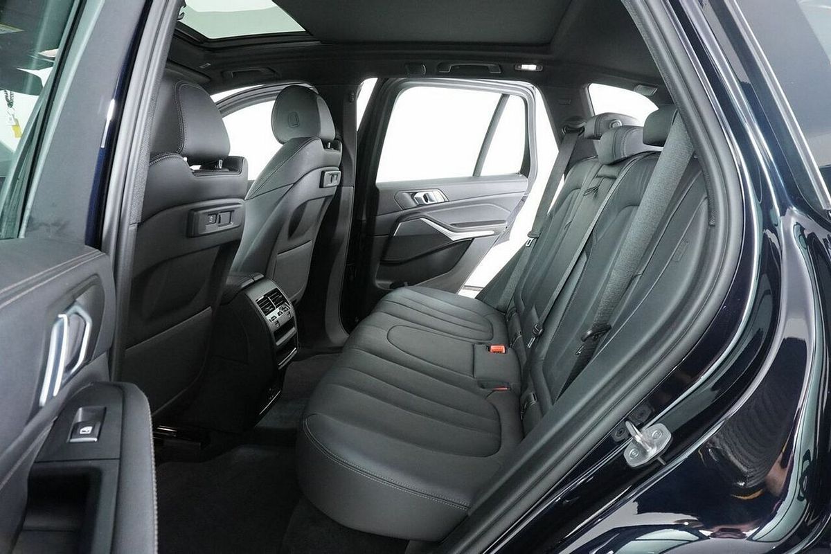 2022 BMW X5 xDrive30d M Sport G05