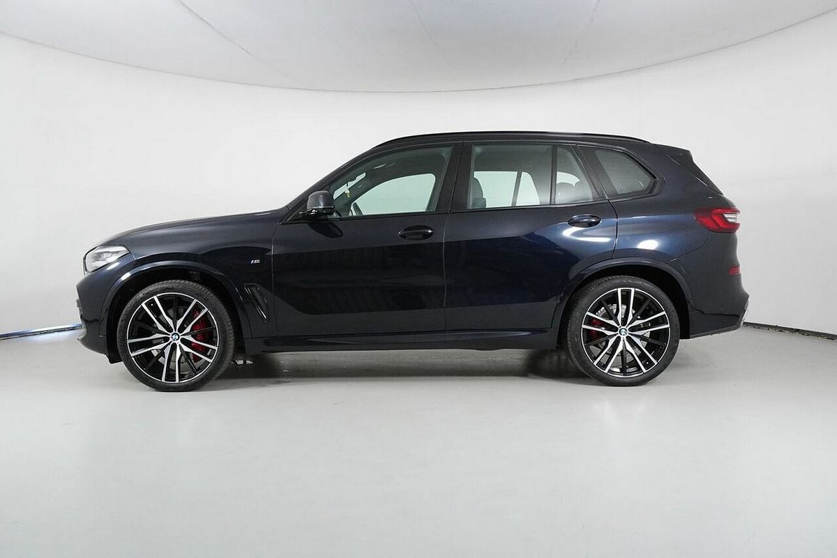 2022 BMW X5 xDrive30d M Sport G05