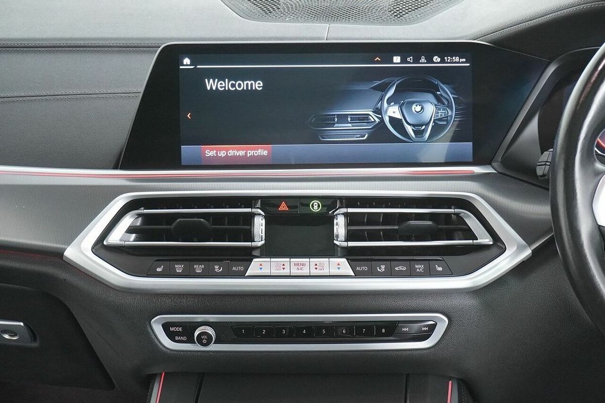2022 BMW X5 xDrive30d M Sport G05