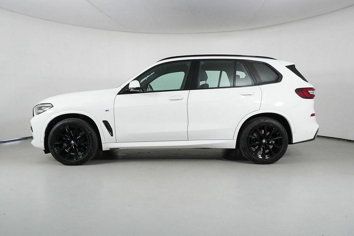 2023 BMW X5 xDrive30d M Sport G05
