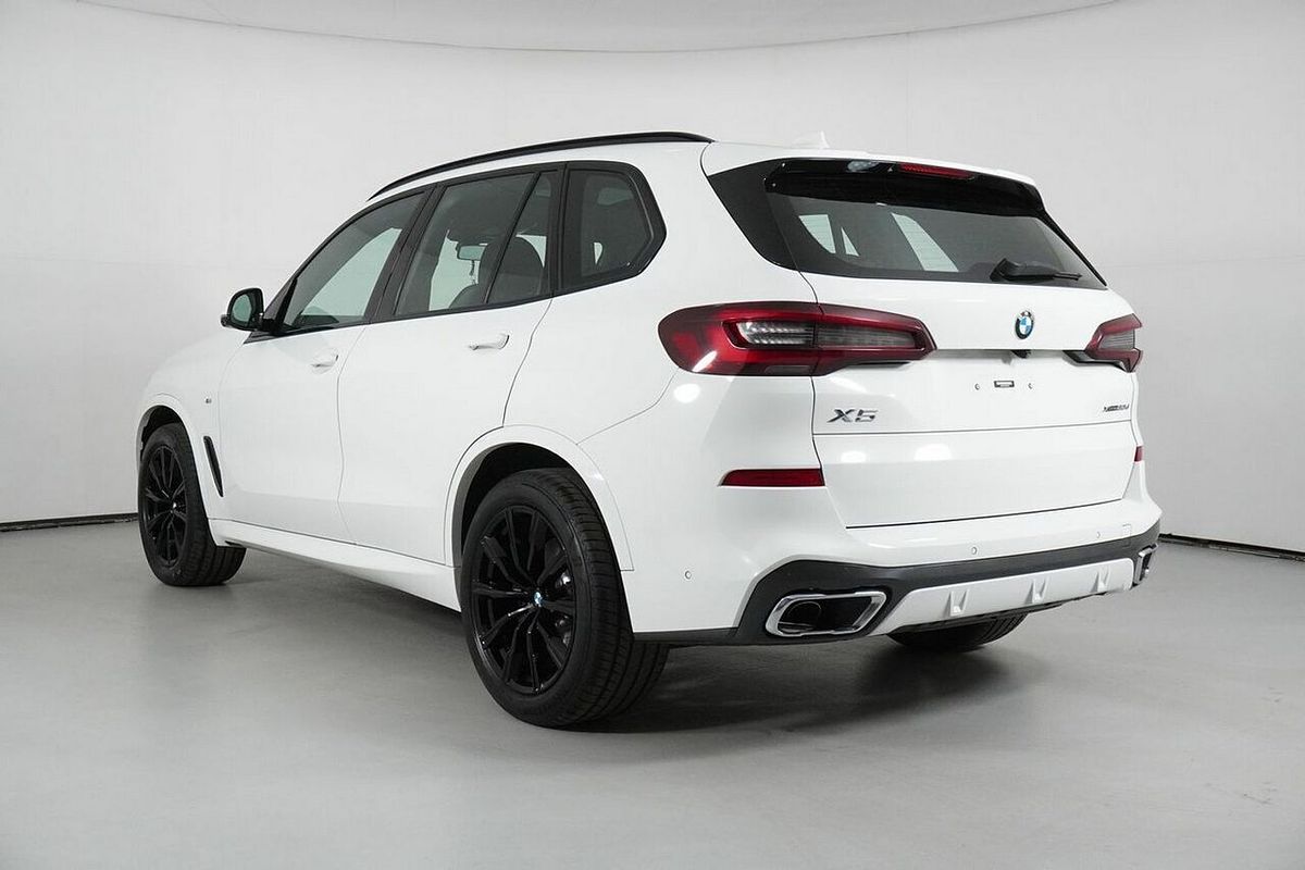 2022 BMW X5 xDrive30d M Sport G05