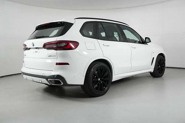 2023 BMW X5 xDrive30d M Sport G05