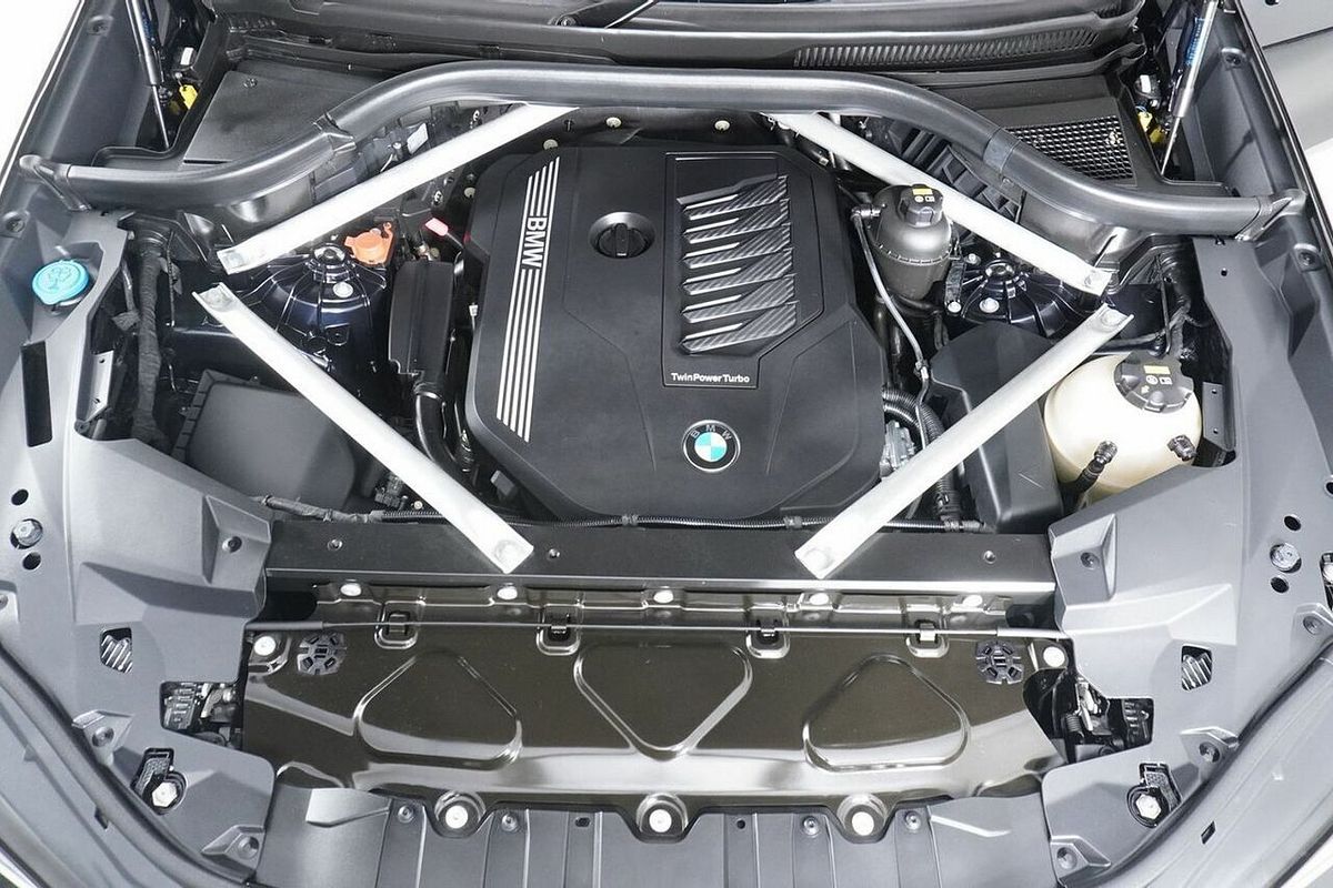 2020 BMW X6 xDrive40i M Sport G06