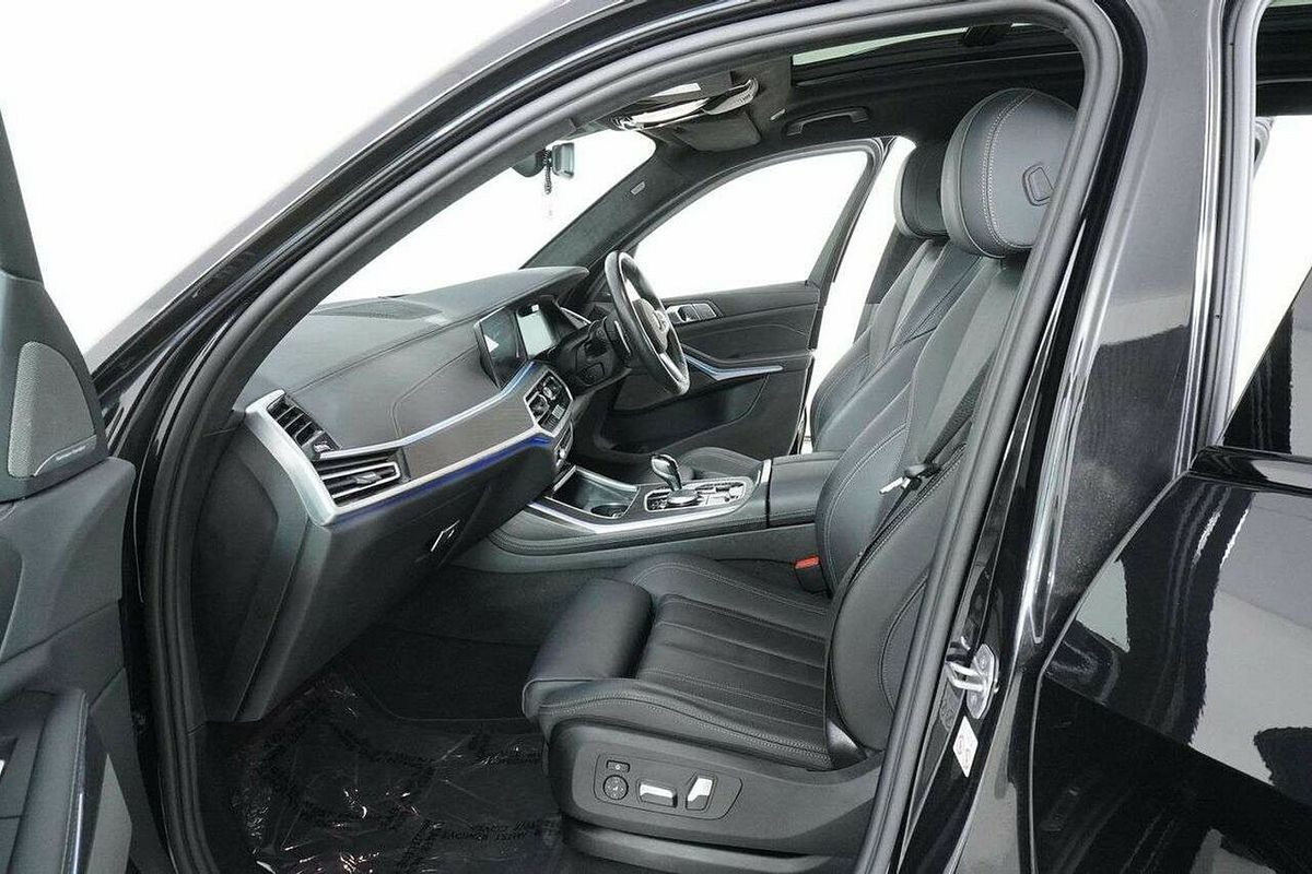 2022 BMW X7 xDrive30d M Sport G07