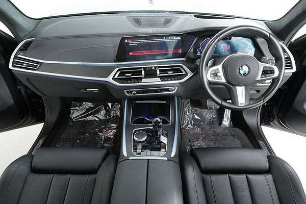 2022 BMW X7 xDrive30d M Sport G07