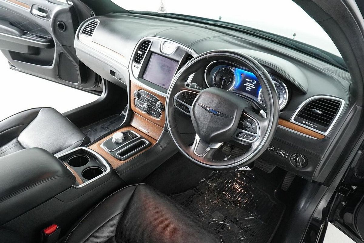 2020 Chrysler 300 C Luxury MY20