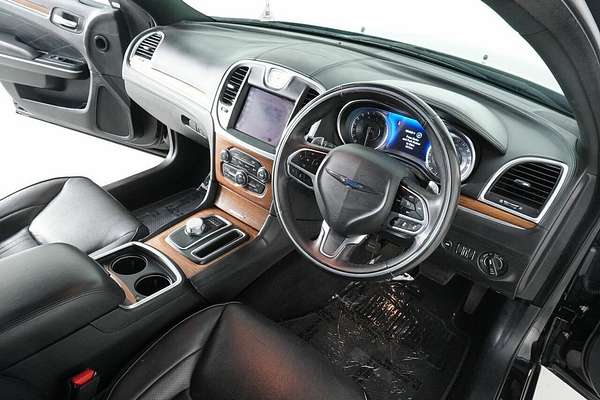 2020 Chrysler 300 C Luxury MY20