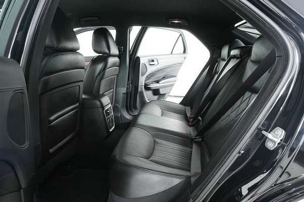 2020 Chrysler 300 C Luxury MY20