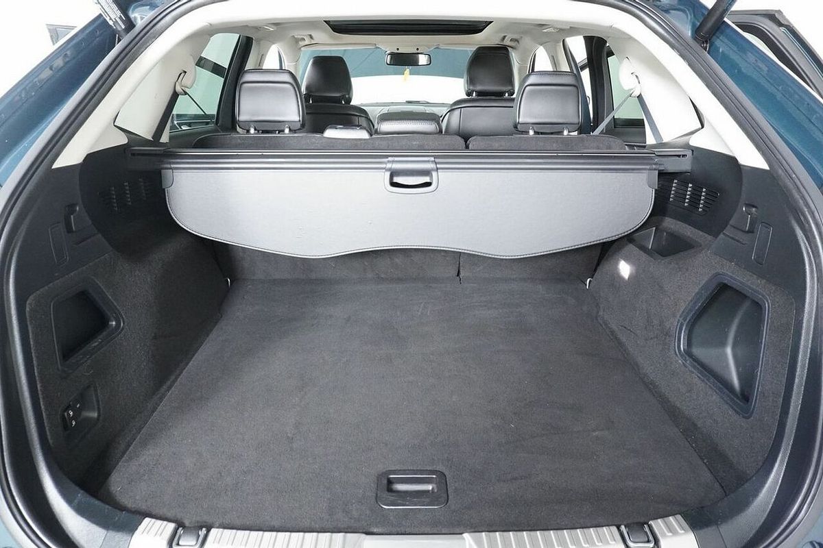 2019 Ford Endura Titanium (FWD) CA MY19