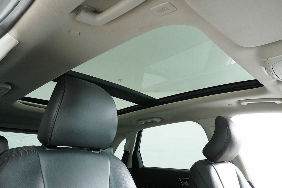 2019 Ford Endura Titanium (FWD) CA MY19