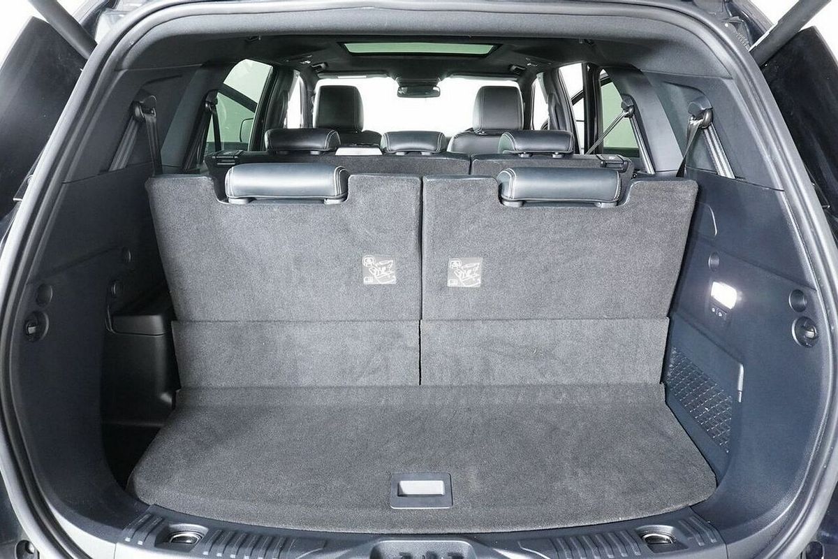2022 Ford Everest Platinum (4x4) UB MY22