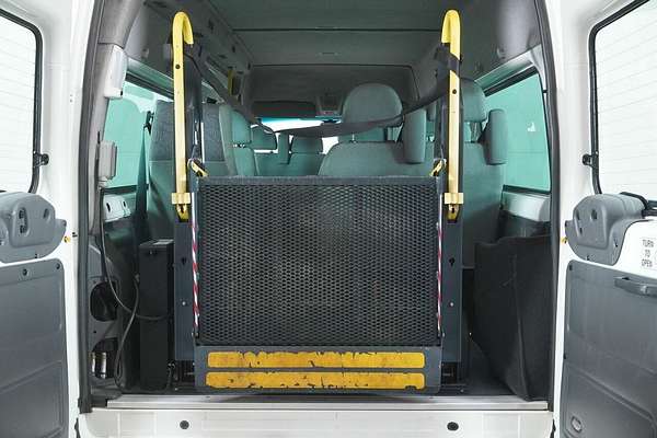 2005 Ford Transit 12 Seat VJ