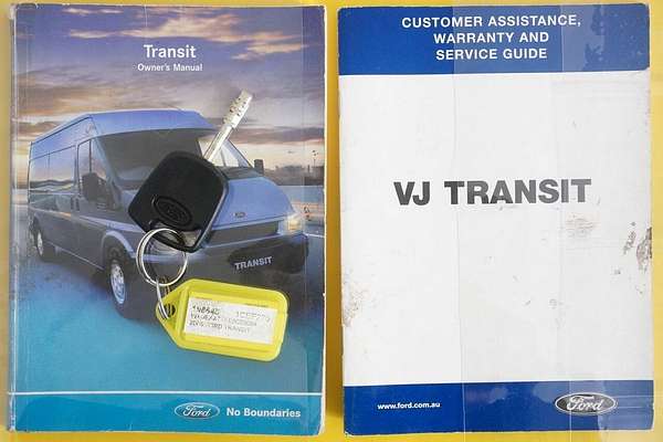 2005 Ford Transit 12 Seat VJ