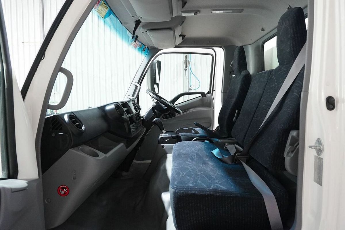 2020 Hino 300 616 Medium XZU710R 4x2